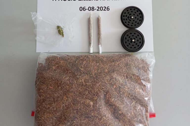 Συνελήφθησαν σε Καβάλα και Αλεξανδρούπολη τρεις άνδρες για ναρκωτικά και λαθραίο καπνό