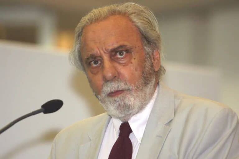Πέθανε σε ηλικία 89 ετών ο ακαδημαϊκός και πολιτικός Κωνσταντίνος Τσουκαλάς
