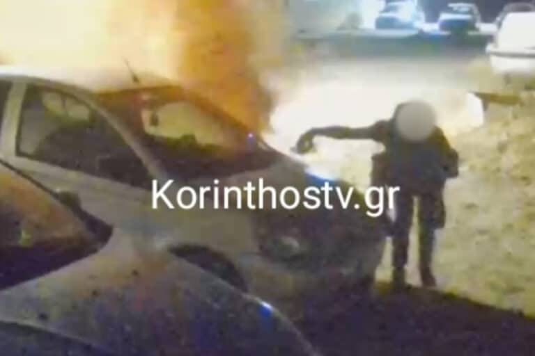 Κόρινθος: Άνδρας προσπάθησε να πυρπολήσει σταθμευμένα ΙΧ – Δείτε βίντεο από τη δράση του