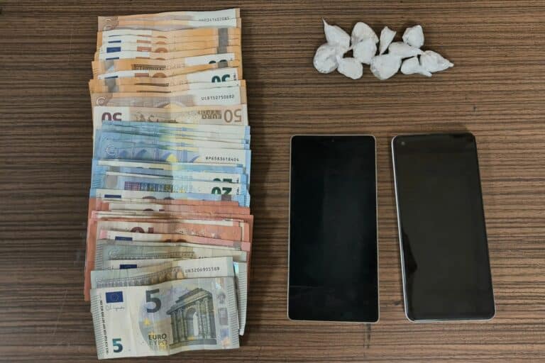 Συνελήφθη 46χρονος αλλοδαπός για διακίνηση κοκαΐνης στο κέντρο της Αθήνας