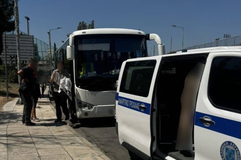 Ταυτοποιήθηκε η 48χρονη οδηγός λεωφορείου που έκανε παράνομη αναστροφή στην Αθηνών-Σουνίου