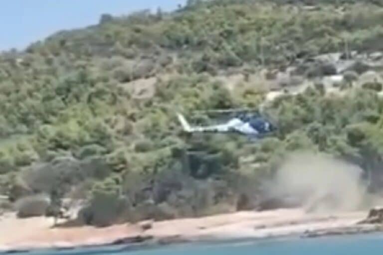 Σπέτσες: Ελικόπτερο προσγειώθηκε σε παραλία δίπλα σε λουόμενους – Συνελήφθη ο πιλότος 