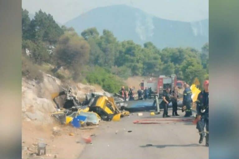 Ψάθα: Συνελήφθη αδερφός αντιδήμαρχου – Έσπασε το μπλόκο της ΕΛ.ΑΣ. στο σημείο της συντριβής του ελικοπτέρου και προσέκρουσε σε συντρίμμια