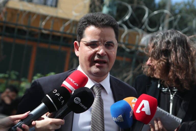 Στο Ευρωπαϊκό Δικαστήριο περνά η υπόθεση των υποκλοπών – Προσφυγή του Θανάση Κουκάκη κατά της Ελλάδας