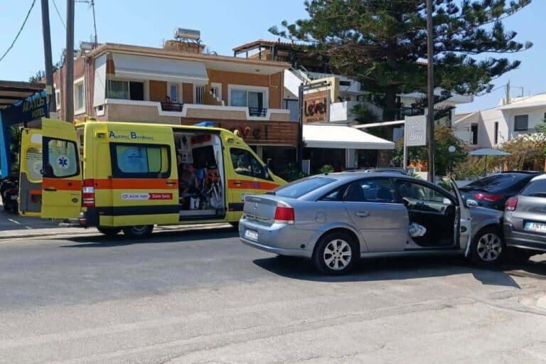 Κρήτη: Αυτοκίνητο παρέσυρε ανήλικη και προσέκρουσε σε σταθμευμένο όχημα