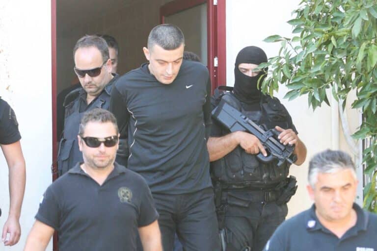 Αλκέτ Ριζάι: Ανοιχτό το ενδεχόμενο για «βοήθεια εκ των έσω» αφήνει ο Μιχάλης Χρυσοχοΐδης (βίντεο)