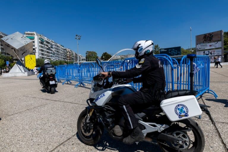 Συνελήφθη 37χρονος στη Θεσσαλονίκη – Μπήκε στις τουαλέτες της ΔΕΘ και κατέγραφε γυναίκες με το κινητό του