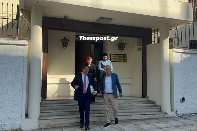 Θεσσαλονίκη: Συγκλονίζει ο γιος του αστυνομικού που ενημερώθηκε καθυστερημένα από το «424» ότι έπασχε από καρκίνο – «Τον βλέπαμε να πεθαίνει βασανιστικά»