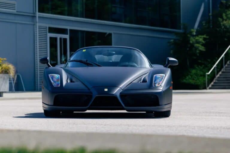 Ferrari Enzo Nero Opaco: Η μοναδική μαύρη Hypercar της Maranello με βασιλική καταγωγή