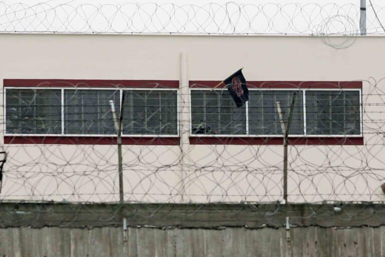 Φυλακές Διαβατών: 67χρονος επιχείρησε να περάσει κάνναβη κρυμμένη σε κορδόνι φόρμας