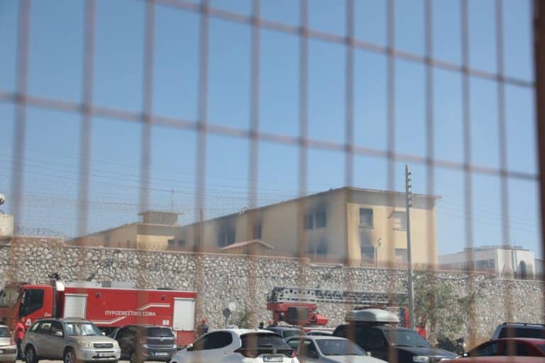 Κυψέλη: Άγρια επίθεση στις φυλακές Κορυδαλλού στον 26χρονο Αφγανό που σκότωσε και έβαλε το πτώμα Βρετανίδας σε βαλίτσα