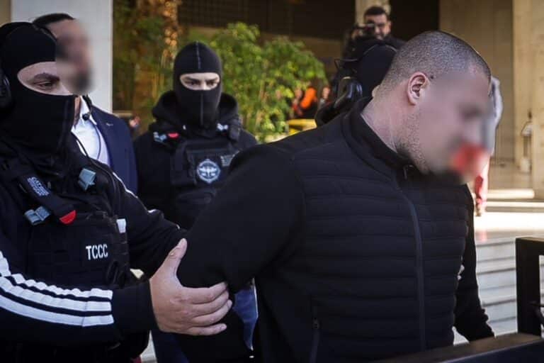 Διπλό φονικό στη Φοινικούντα: Η Εισαγγελέας πρότεινε την παραπομπή σε δίκη των πέντε κατηγορουμένων