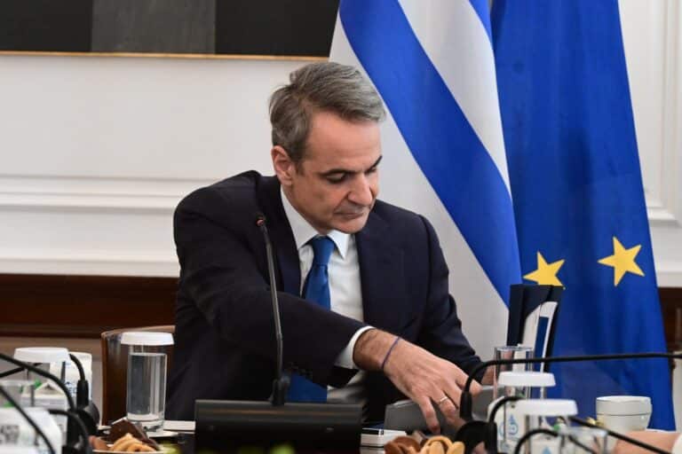 Τρέχουν και δεν φτάνουν στη Βόρεια Ελλάδα – Η ΝΔ βλέπει τα «κάστρα» της να γκρεμίζονται