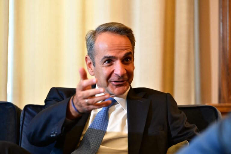 Μητσοτάκης: 5.000 ευρώ τον χρόνο σε αστυνομικούς και Σώματα Ασφαλείας στο Καστελλόριζο – Τι είπε για μεταναστευτικό και καύσιμα