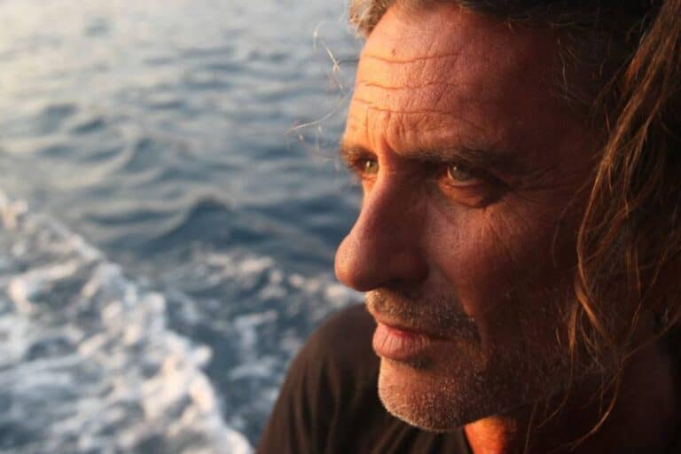 Μάριος Λώλος: «Με διασύρουν στα social ως βιαστή και κακοποιητή» – Προσφεύγει στη Δικαιοσύνη