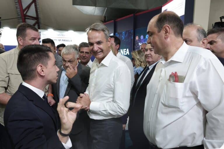 Δύο σημαντικές ανακοινώσεις για τον Δημόσιο Τομέα από τη ΔΕΘ σε λίγες ώρες