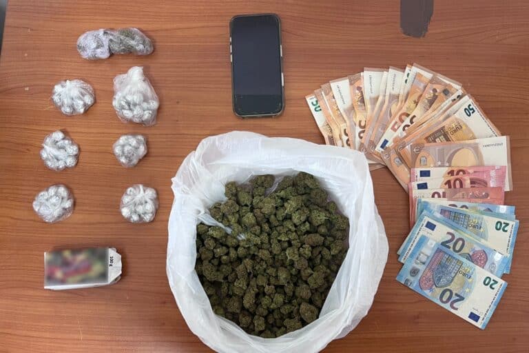 Πετρούπολη: Συνελήφθη 23χρονος για διακίνηση ναρκωτικών – Κατασχέθηκαν κοκαΐνη και κάνναβη