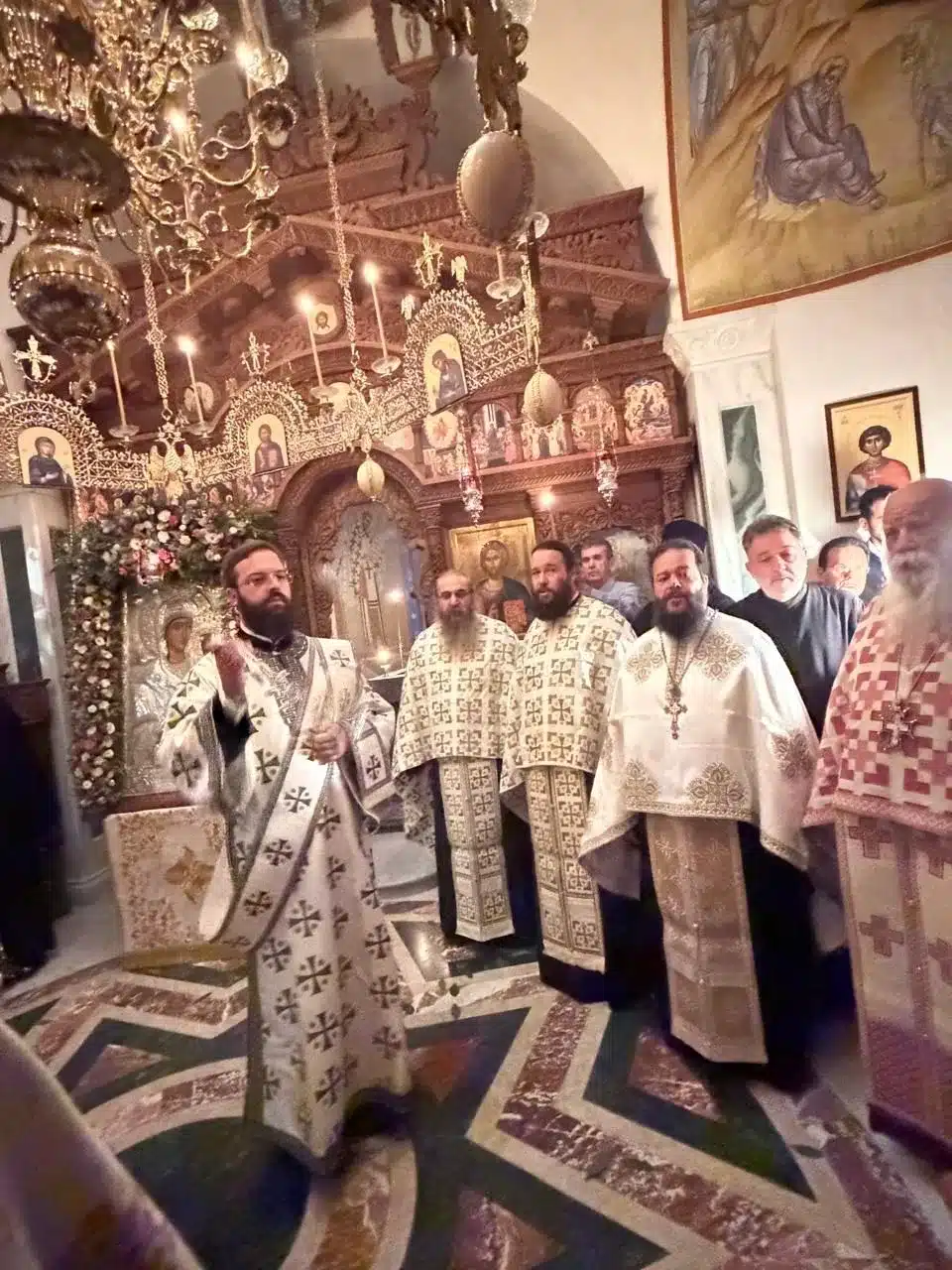 panigyrikos esperinos gia tin eorti tis panagias tis odigitrias sto metoxi tis ieras monis xenofontos sti n ionia 2026 12