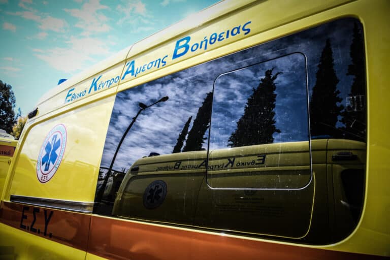 Αυτοκίνητο παρέσυρε 14χρονη στη Θεσσαλονίκη – Μεταφέρθηκε στο νοσοκομείο