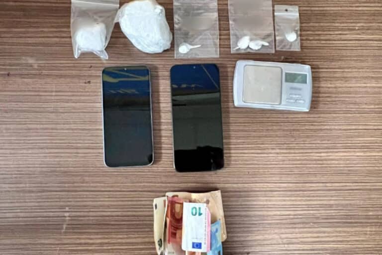 Συνελήφθησαν δύο άτομα για κοκαΐνη σε Περιστέρι και Ίλιον – Τι κατέσχεσαν οι Αρχές