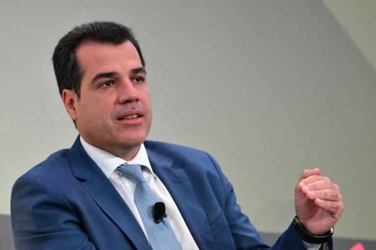 Πλεύρης: «Έκλεισε η δομή μεταναστών στις Θερμοπύλες» (βίντεο)
