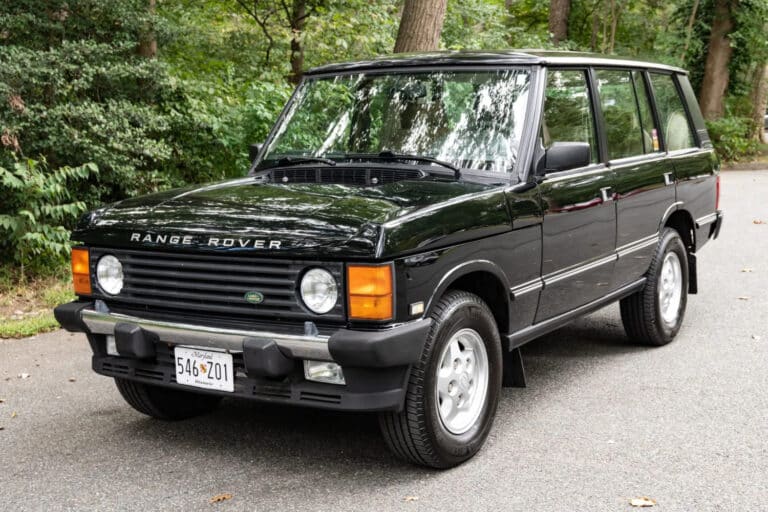 Land Rover Range Rover County Classic: Το εμβληματικό SUV του 1995 που έγινε συλλεκτικό (βίντεο)