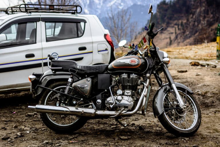 Royal Enfield: Η μοτοσυκλέτα που έγινε διαχρονική ιδέα