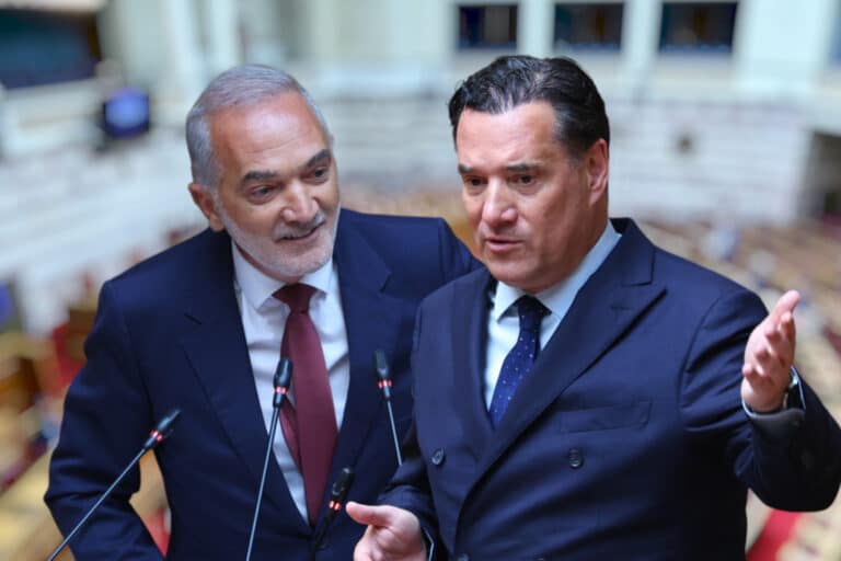 Βόμβα Σαλμά: Αποκαλύπτει ότι από το 2016 είχε ενημερώσει το Μαξίμου για εμπλοκή Άδωνη στη Novartis – «Γιατί τον διατηρεί ακόμα αντιπρόεδρο ο Μητσοτάκης;»