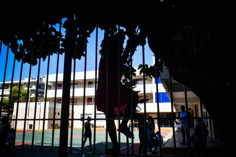 Πάτρα: Καβγάς μαθητών στο 4ο ΕΠΑΛ – Στο νοσοκομείο 16χρονος