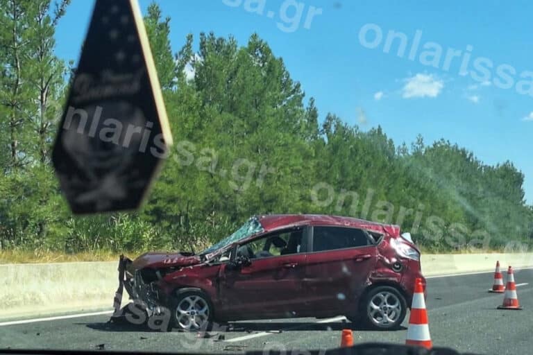 Λάρισα: Αυτοκίνητο με τρεις γυναίκες εξετράπη στην εθνική οδό και προσέκρουσε σε στηθαία – Τραυματίστηκε η οδηγός