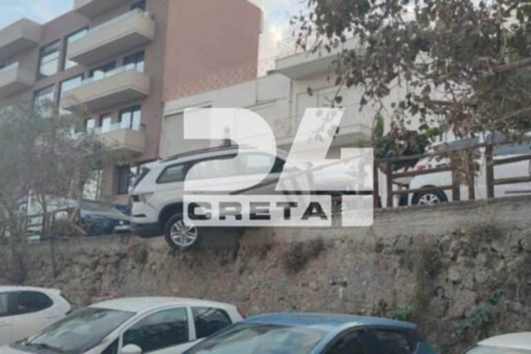 Χανιά: Τζιπ έπεσε πάνω σε σταθμευμένα αυτοκίνητα – Το ένα κρεμάστηκε πάνω από πάρκινγκ