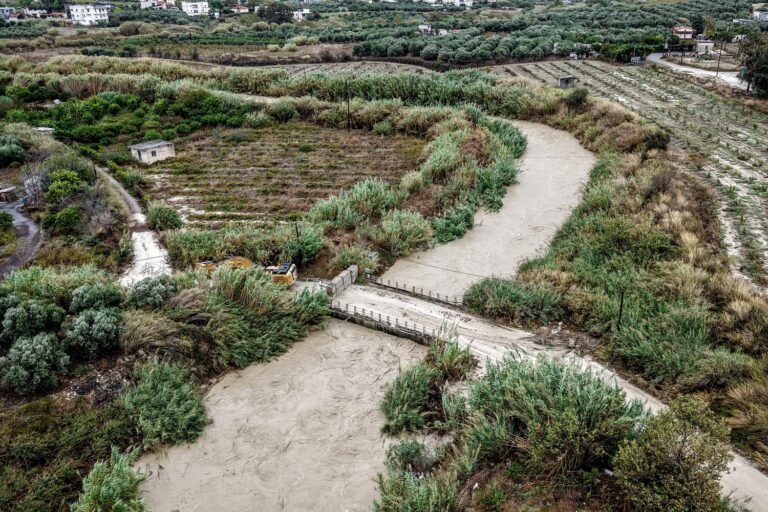 Καταπλακώθηκε από φερτά υλικά ο κτηνοτρόφος που εντοπίστηκε νεκρός – Έκτακτο δελτίο για επιδείνωση του καιρού στην Κρήτη