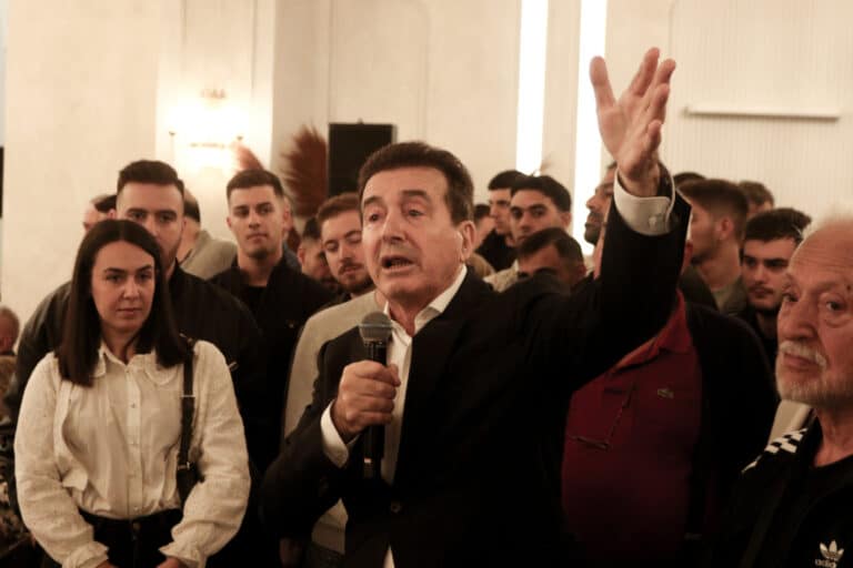 Χρυσοχοΐδης από Περιστέρι: «Έχουμε μπει στην τελική ευθεία των εκλογών, να μας εμπιστευτείτε κι άλλο» (εικόνες)